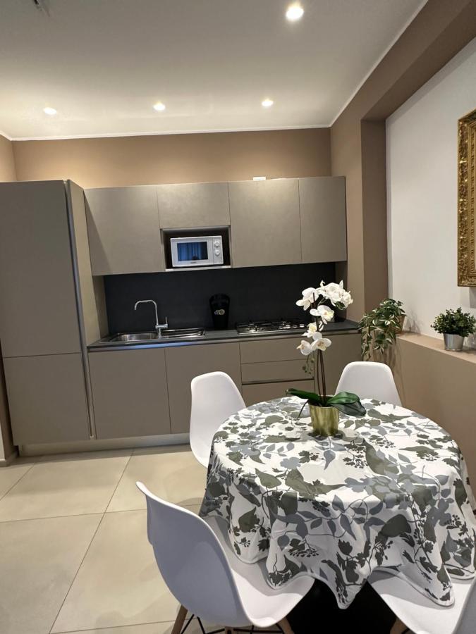 Apartments Ennio Top Class Bari Eksteriør billede